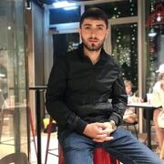  ,  Hovo, 27