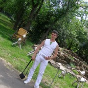  ,   Max, 34 ,  