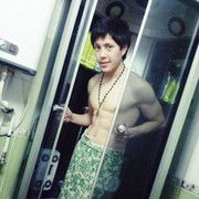  ,   Talgat, 32 ,   ,   , c , 