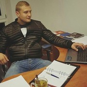  ,  Erik, 35