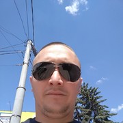  ,  Andrei, 35