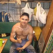  Betzdorf,   Vadim, 34 ,   ,   , c 
