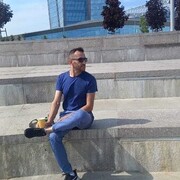  ,  Jon, 44