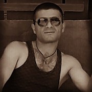  ,  Hovo, 40