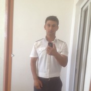  ,  Rizamat, 32