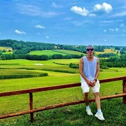  ,   Denys, 29 ,   ,   