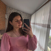  ,  Yana, 21