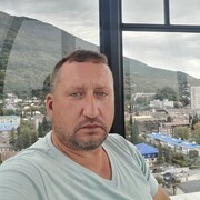  ,   Rinat, 49 ,   c 