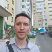  ,   Vladlen, 44 ,   ,   