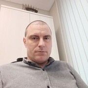  ,   Anton, 42 ,   