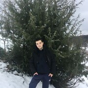  ,  Sasha, 21
