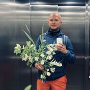  ,   Rostyk, 38 ,   ,   