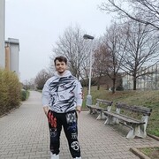  Tocna,  Viktor, 29