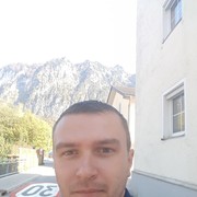  ,  Sergii, 37