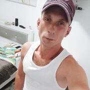  Azor,  Leo, 36
