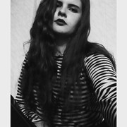  ,  Nadya, 26
