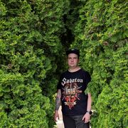  ,  Davis, 32