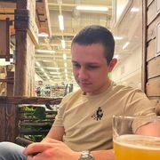  ,  Misha, 24