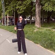  ,   Diana, 25 ,   ,   