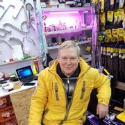  ,   Anatolij, 51 ,   ,   , c 