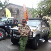  ,   Artur, 42 ,   ,   , c 