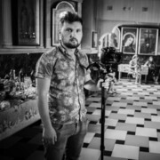  Venice,   Alexie, 32 ,   ,   , c , 