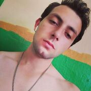  ,  Felix, 22