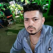  Jouy-en-Josas,  Reginaldo, 36