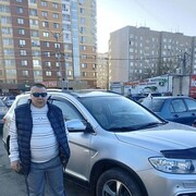  ,   Sergej, 54 ,   