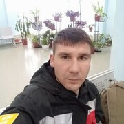  New York City,   , 32 ,   ,   , c , 