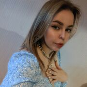  ,  Alina, 24