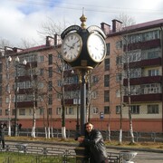 �������