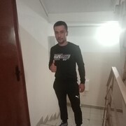  ,   Zokirjon, 32 ,   ,   , c 