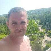  ,  Andrei, 43