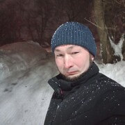  ,  Azizbek, 35