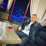  ,  Valera, 19