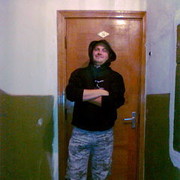  ,   Zarik, 44 ,   , 