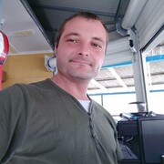  ,  Danijel, 40