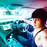  ,  Alikxan, 29