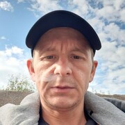  ,  Rinat, 36