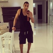  ,   Stiv, 37 ,   ,   , c 