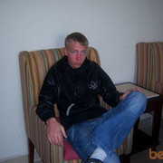  ,   Dealy, 33 ,   