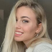  , 