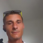  ,   Denis, 41 ,   ,   , c 