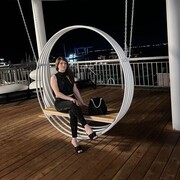  ,   Anna, 44 ,  