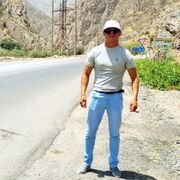  ,  Bunyodjon, 25