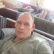  ,   Stas, 32 ,   
