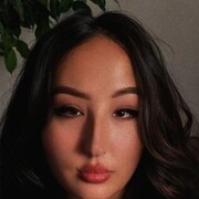  ,  Valeriya, 22