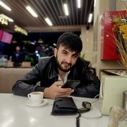  ,  Davit, 30
