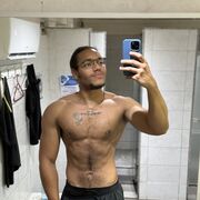 ���������� ��������, ���� ����� Lesley, 23 ����, ������������ ��� c�������� ���������